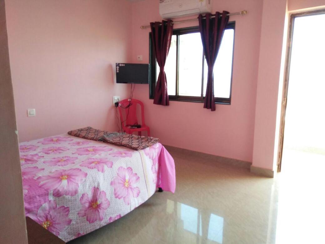 Saguntara Beach Homestay Vengurla Exterior photo